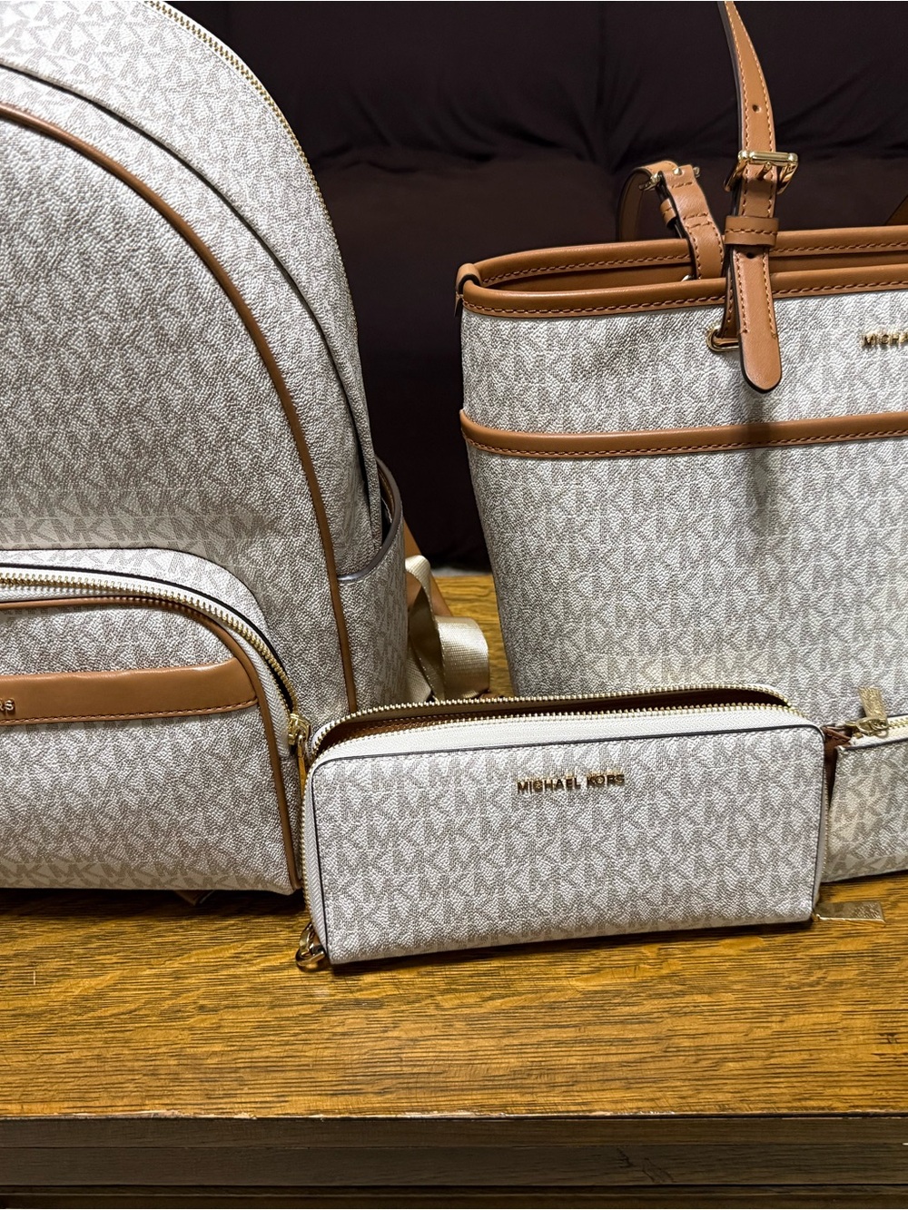 Michael Kors Cream and Tan MK Signature Bag Bundle - Picture 7 of 7